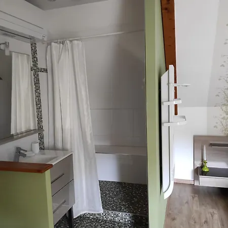 Une Chambre D'hote Avec Pdj *